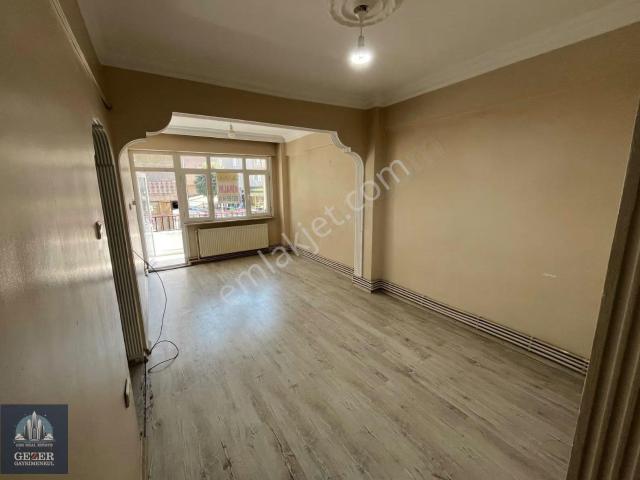 Küçükköy Duygu Hastanesi Karşısında Orta Kat 100m2 Kiralık Daire