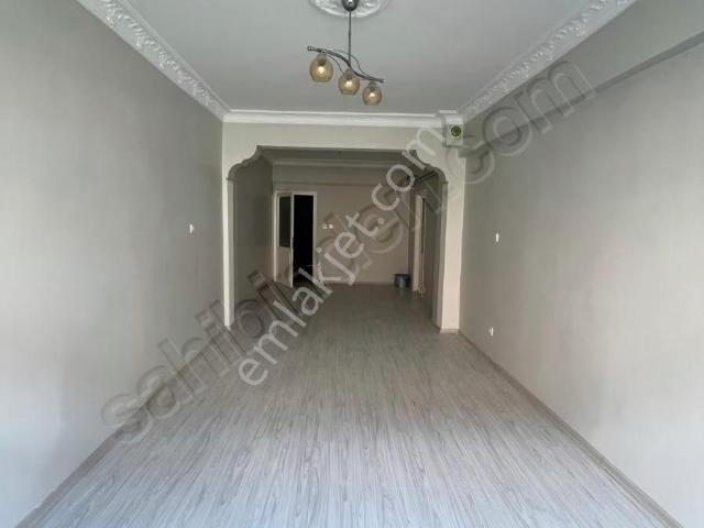 Küçükköy Merkezde 2+1 Kiralık Daire