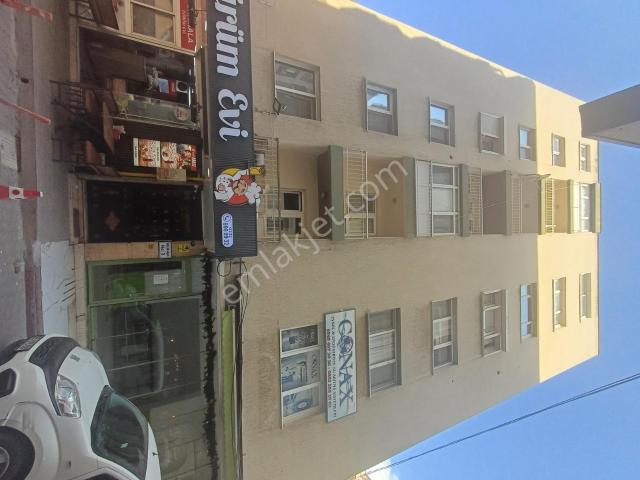 Küçükpark'ta 3+1 | 127 M² | 3 Balkon | Köşe Konum Satılık Daire
