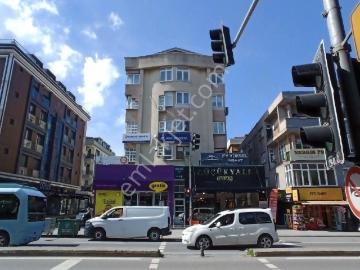 Küçükyalı Minibüsde İşyerine&konuta 3+1 Kombili Asansörlü