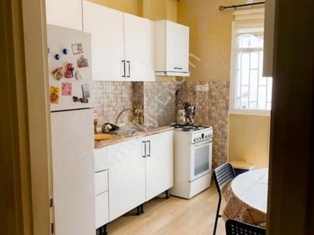 Küçükyalı Çınar Mah.2+1 Kombili Y.giriş 90 M2 Boş Caddeye Yakın