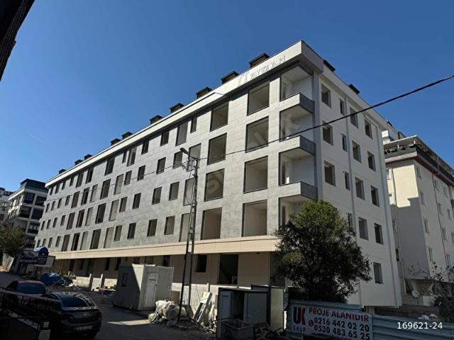 KÜÇÜKYALI EMEK CAMİİ KARŞISI 1+1