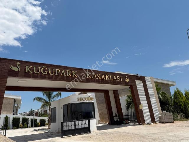 Kuğupark Konakları'nda Eşyalı Lüks 5+1 Villa, Özel Havuzlu