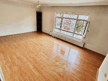 Kuşçağız Cadde Üzeri 3+1 Balkonlu Geniş M2 Kiralık
