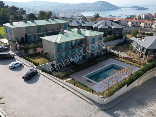 Kuşadası Marınada sahıle Yakın manzara güvenlik bahçe havuz sosyal Alan yeni modern lüx