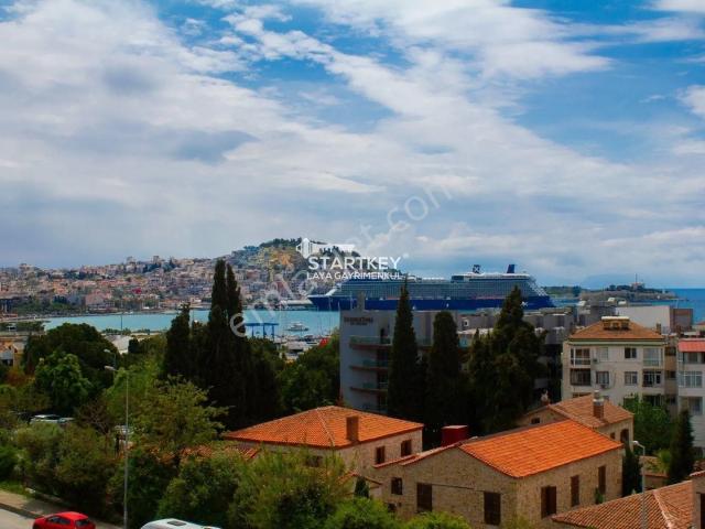 Kuşadası Marina’da Deniz Manzaralı Satılık 4+1 Çatı Dubleksi