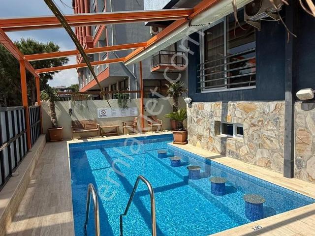 Kuşadası Marinada Denize Yürüme Mesafesinde 1+1 Ful Esyali Kiralık Daire