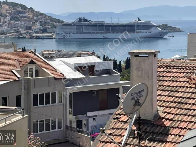 Kuşadası Marinada Villa