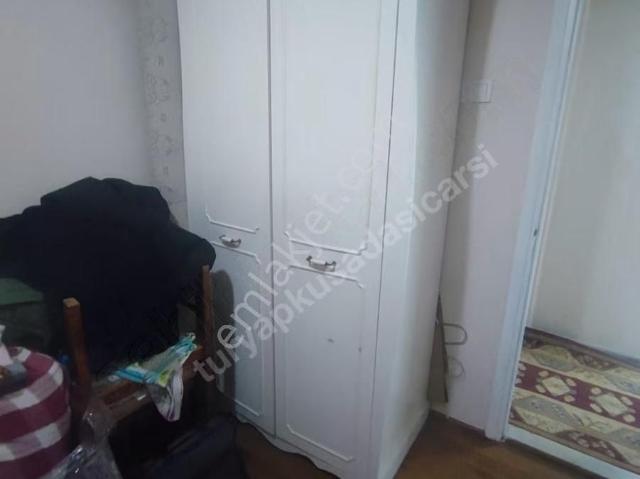 Kuşadası Merkezde Full Eşyalı Doğalgazlı Kiralık 3+1 Daire