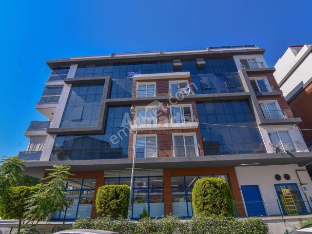 Kuşadası Merkez'de Her Yere Yürüme Mesafesinde Satılık Daire