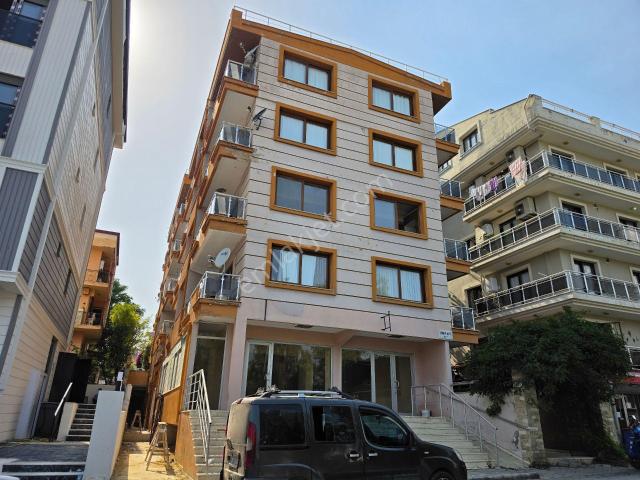 Kuşadası Merkezde Kaçırılmayacak 3+1 Çatı Dubleksi