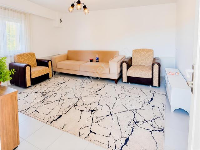 Kuşadası Merkezde Kiralık 1+1 Eşyalı Daire
