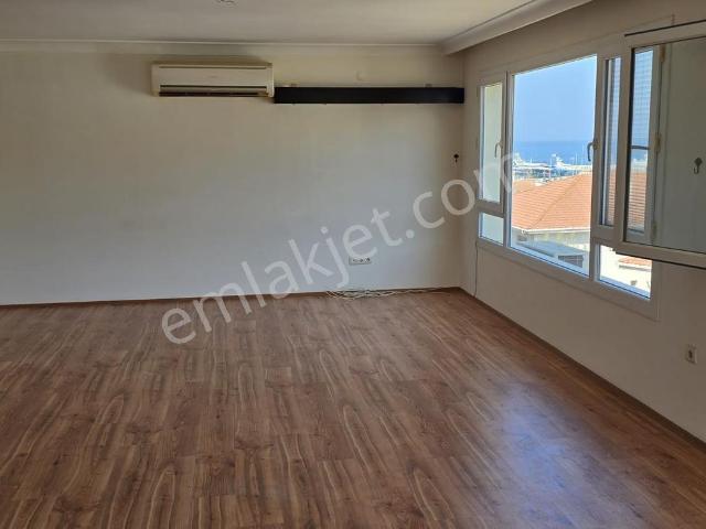 Kuşadası Merkezde Kiralık 3+1 Daire