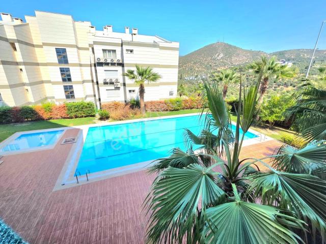 Kuşadası Merkezde Kiralık 3+1 Daire