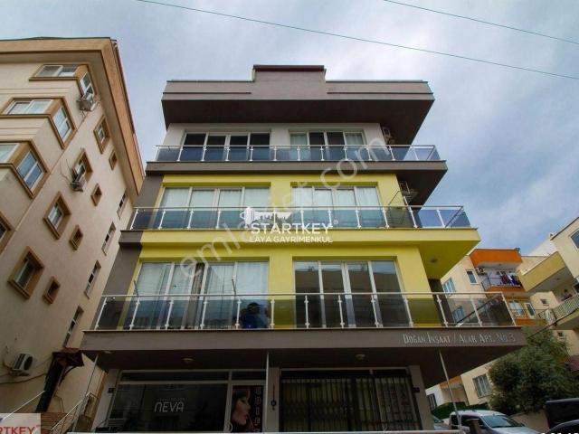Kuşadası Merkezde Satılık 2+1 Çatı Dubleks Daire