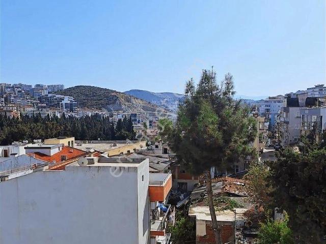 Kuşadası Merkezde 1+1 Satılık Sıfır Daire