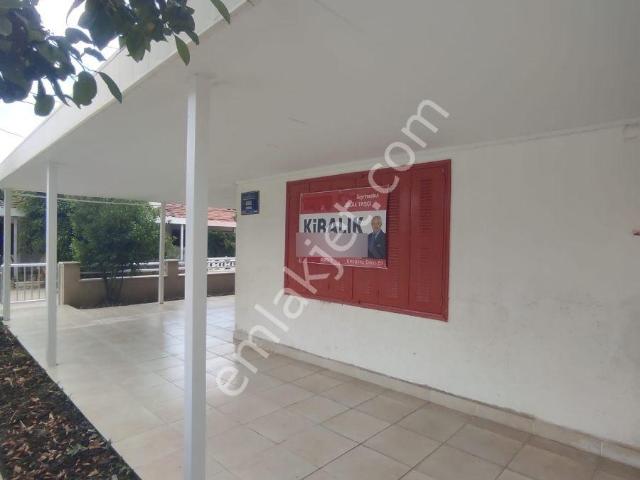 Kuşadası Nazilli Sitesinde Denize 100m.kiralık Yazlık