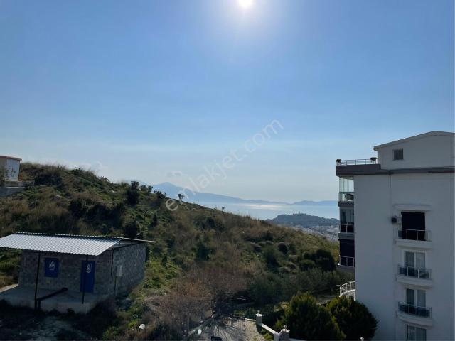 Kuşadası'nda 4+1 Geniş Teraslı Satılık Dubleks Daire