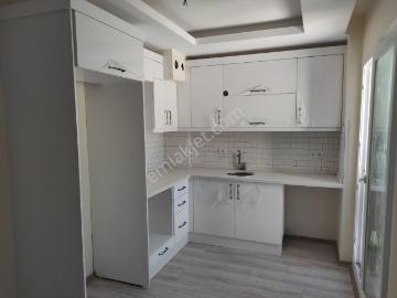 Kuşadası'nda Aradığınız Fırsat Kısmi Deniz Manzaralı 1+1 Daire