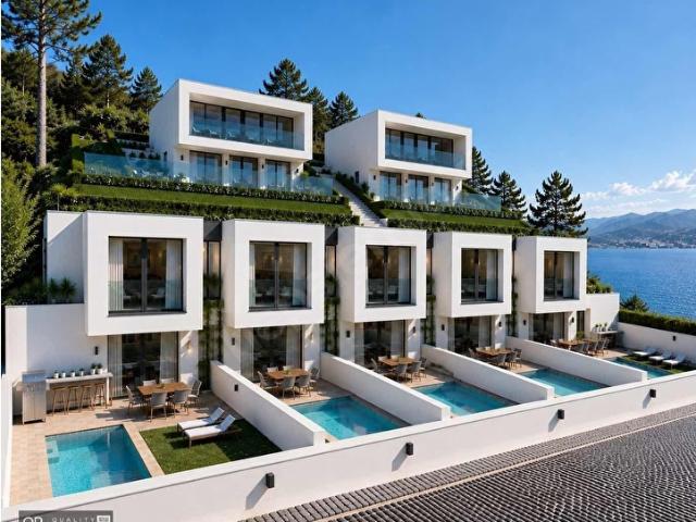 Kuşadası'nda Eşsiz Konumda,Deniz Manzaralı,Özel Havuzlu Villa