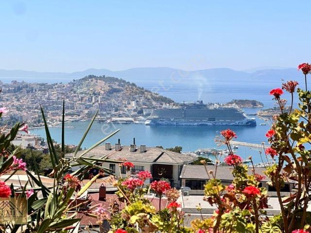 Kuşadası'nda Full Deniz Manzaralı Masrafsız Satılık Daire