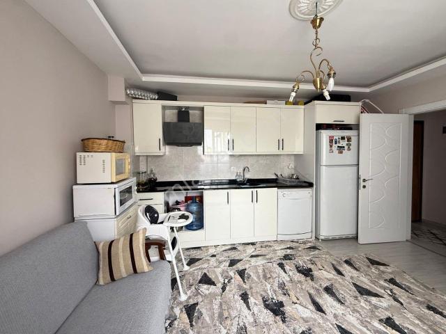 Kuşadası'nda Kelepir Satılık 1+1 Ara Kat Daire