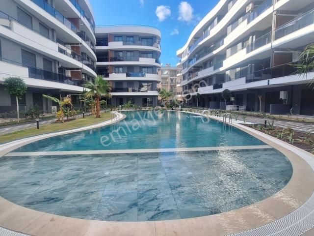 Kuşadasında Konforlu Tatil Keyfinde Satılık 2+1 Daire