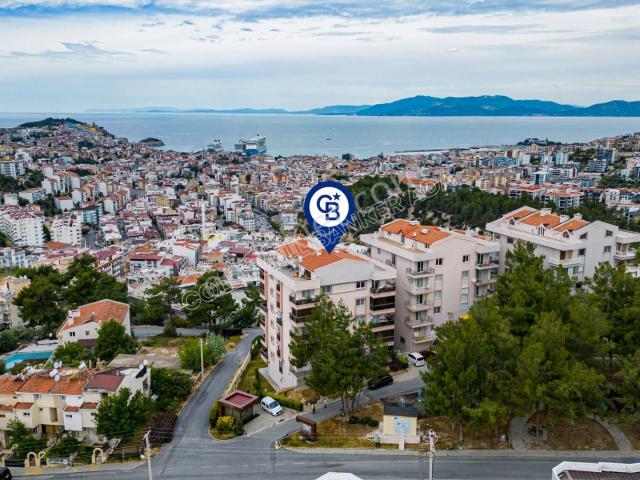 Kuşadasında Prestijli Residenceda Lüks Eşyalı Kiralık 3+1 Daire