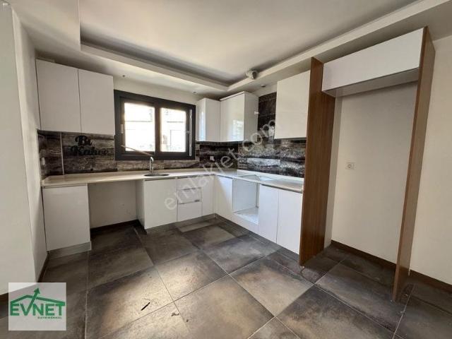 Kuşadası Otogar Arkası 2+1 Boş Kiralık Daire
