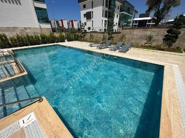 Kuşadası Otogar Arkası 2+1 Eşyalı Havuzlu Site İçi Kiralık Daire