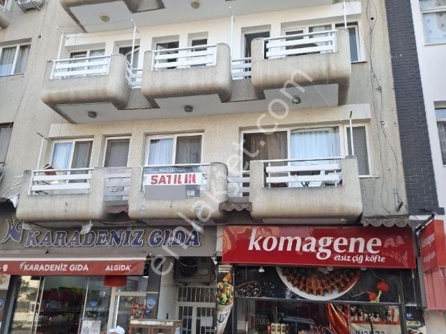 Kuşadası Çarşı İçinde Tabela Değeri Yüksek 2+1 Daire
