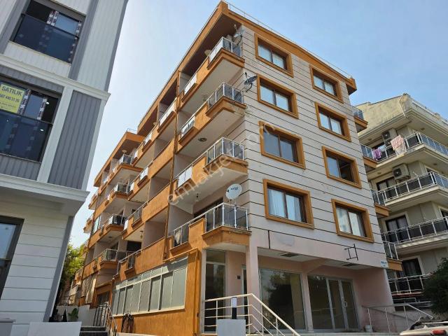 Kuşadası Camiatik'te Satılık 3+1 Deniz Manzaralı Dubleks