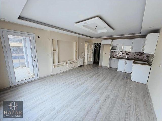 Kuşadası Davutlar Merkezde Satılık 3+1 Daire