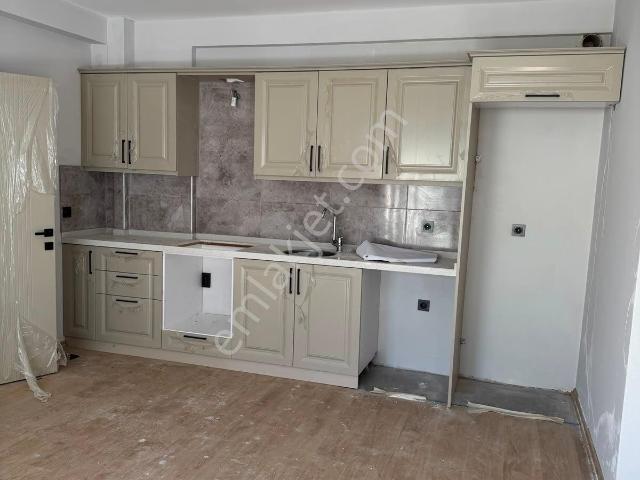 Kuşadası Davutlar Merkezde 2+1 Havuzlu Sıfır Lüks Daire