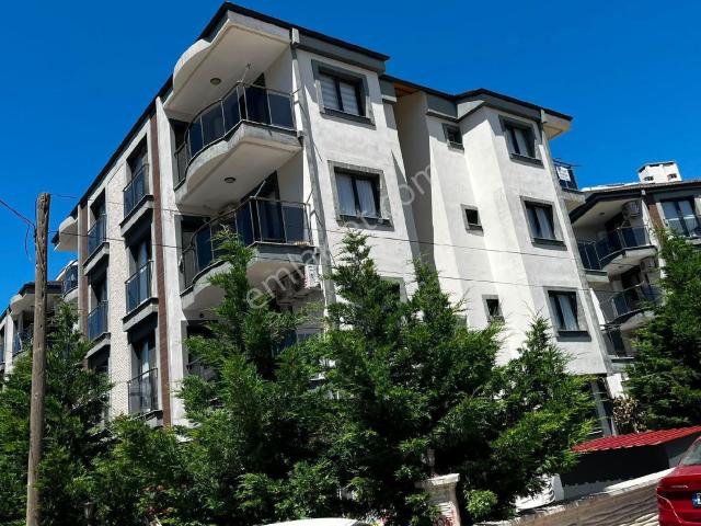 Kuşadası Davutlar Merkezinde Full Eşyalı 1+1 Daire