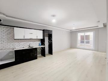 Kuşadası Davutlar Çarşı Merkezde Ara Kat 2+1 Daire