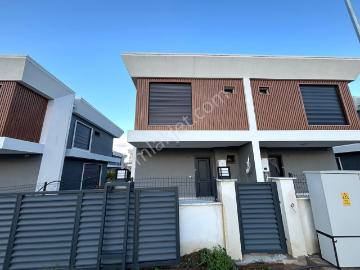 Kuşadası, Aydın ili, Ege Bölgesi - Uüzme havuzu