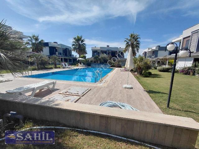Kuşadası Davutlar Satılık Havuzlu 3+1 Villa