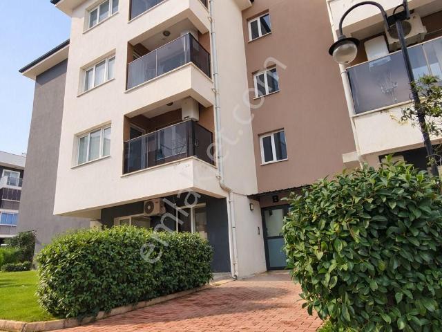 kuşadası Davutlar'da1+1 Eşyalı Daire Satılık