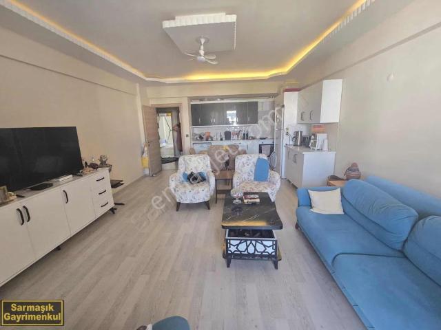 Kuşadası Davutlar'da Ebeveyn Banyolu 110 M2 Satılık Daire