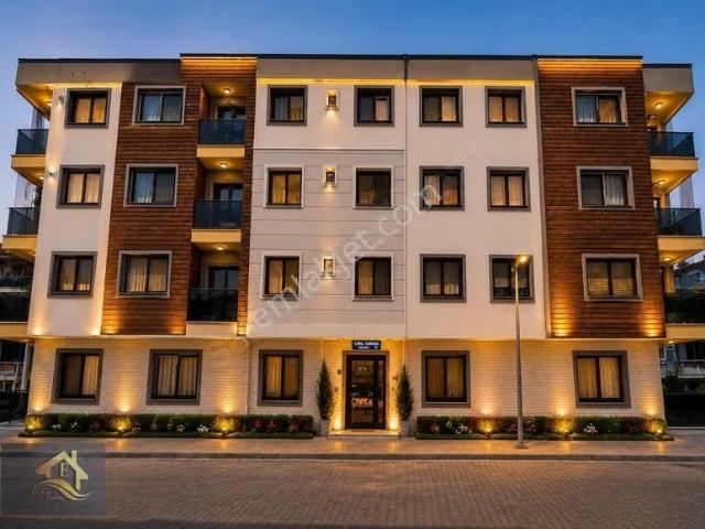 Kuşadası Davutlar'da Full Sıfır Eşyalı Satılık 2+1 Daire