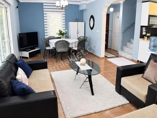 Kuşadası Davutlar'da Tam Müstakil Satılık Villa