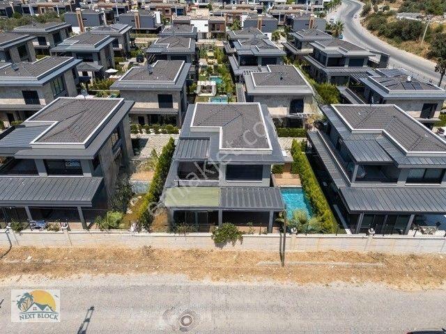 Kuşadası Değirmendere’de Lüks Ve Konforun Buluştuğu 6+1 Özel Villa