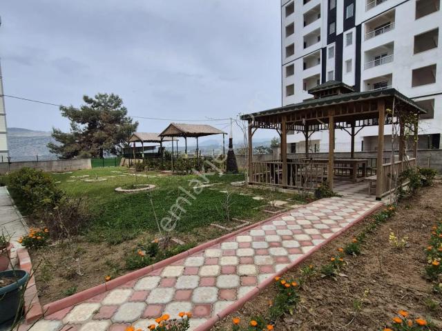 Kuşadası Değirmendere Mah.de Satılık 2+1 Daire