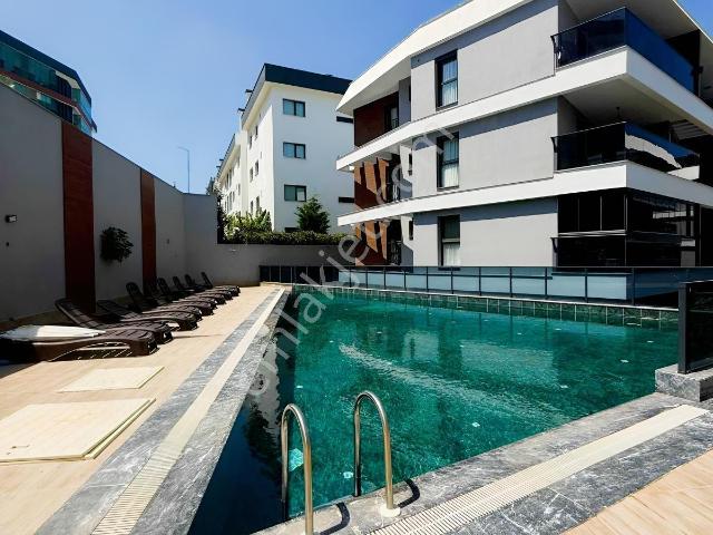 Kuşadası Değirmendere Mahallesi Kiralık Eşyalı 2+1 Rezidans