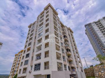 Kuşadası Değirmendere Mahallesinde Satılık 2+1 Daire