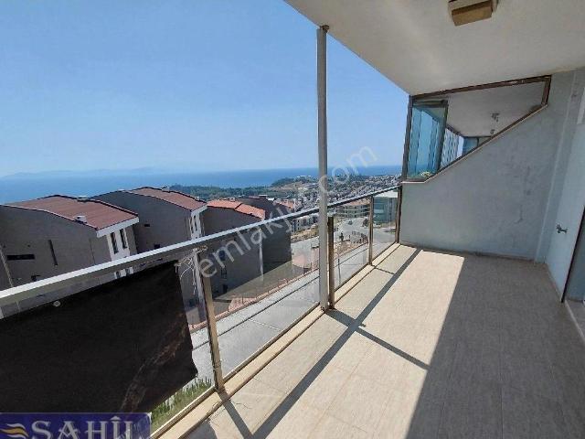 Kuşadası Değirmendere Satılık Deniz Manzaralı Havuzlu 4+1 Dubleks Daire