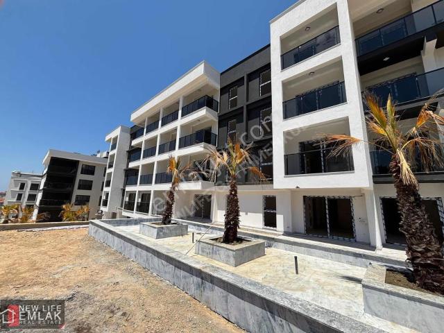 Kuşadası Değirmenderede Deniz Manzaralı Satılık Daire