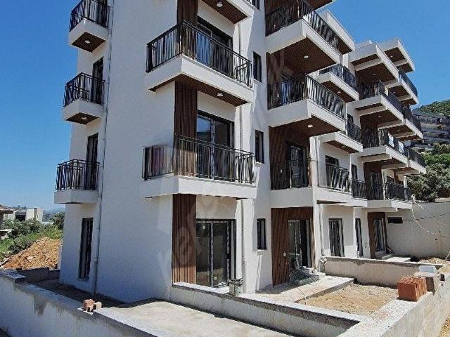 Kuşadası Denizcilik Lisesi Civarı Kiralık Yeni 2+1 Daire