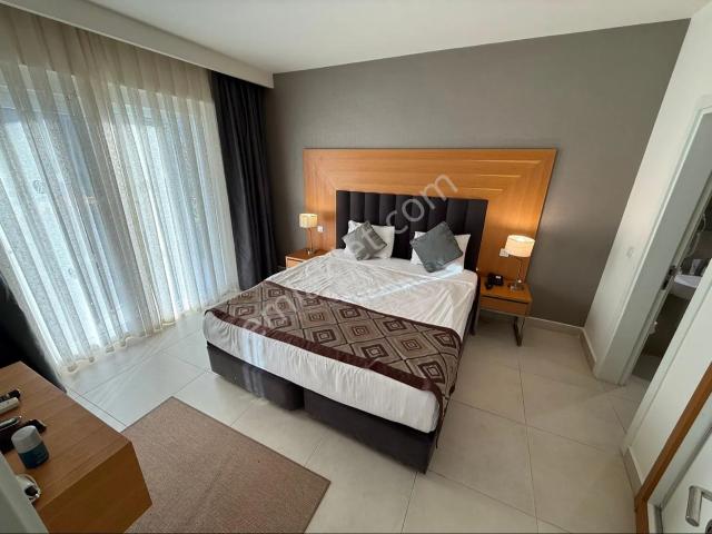 Kuşadası Denize Sıfır Ramada Resort Da 2+1 Full Eşyalı Daire
